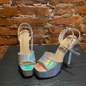 Chunky Block Holographic Heels